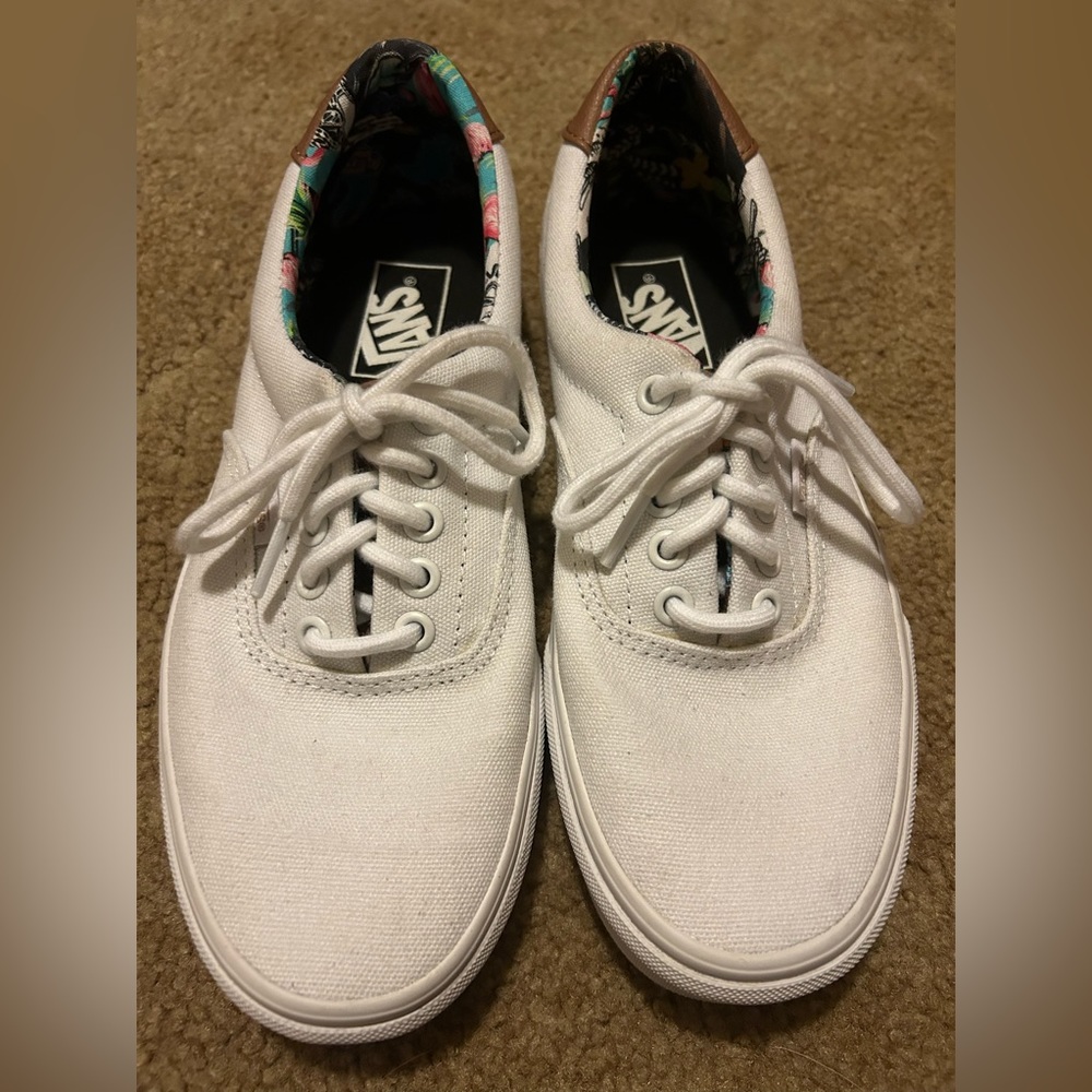 Men’s 6 1/2 and Women’s 8 Vans